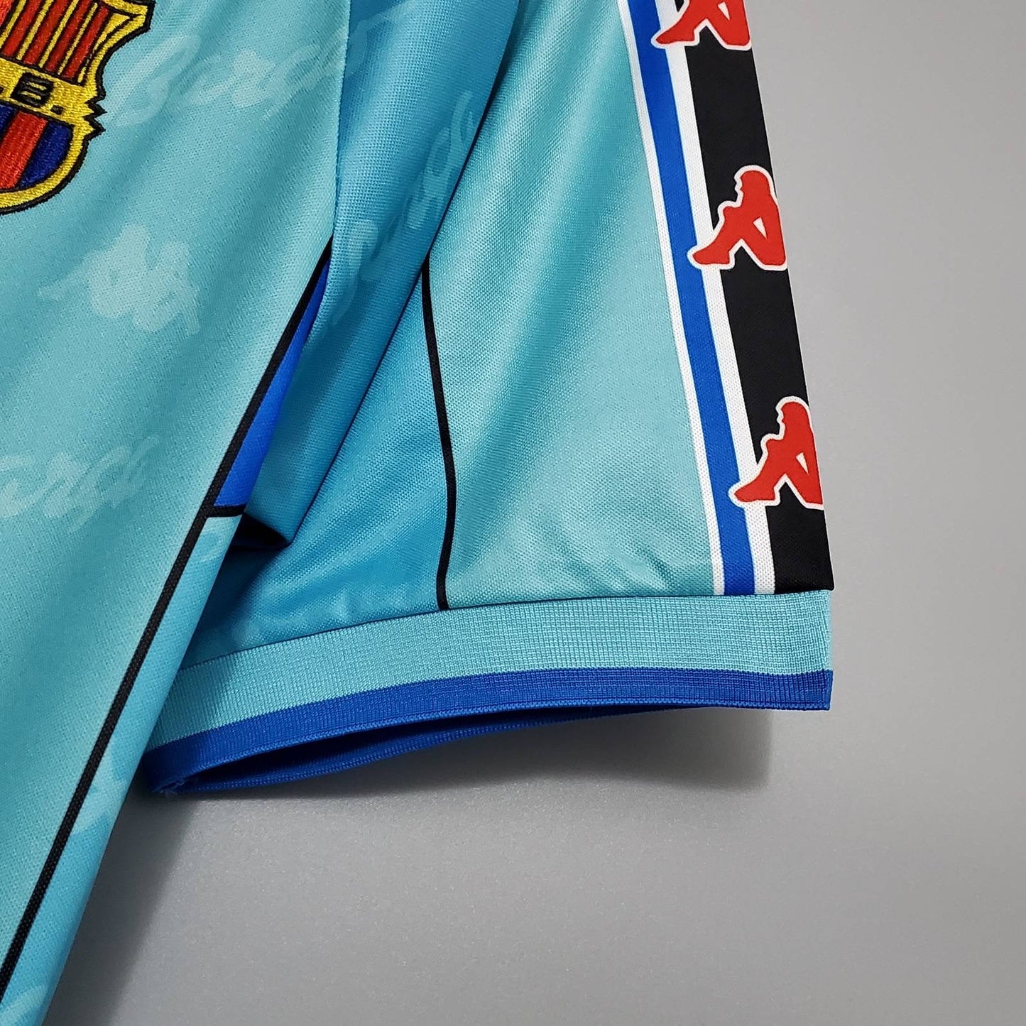 Barcelona 1996-1997 Away Kit