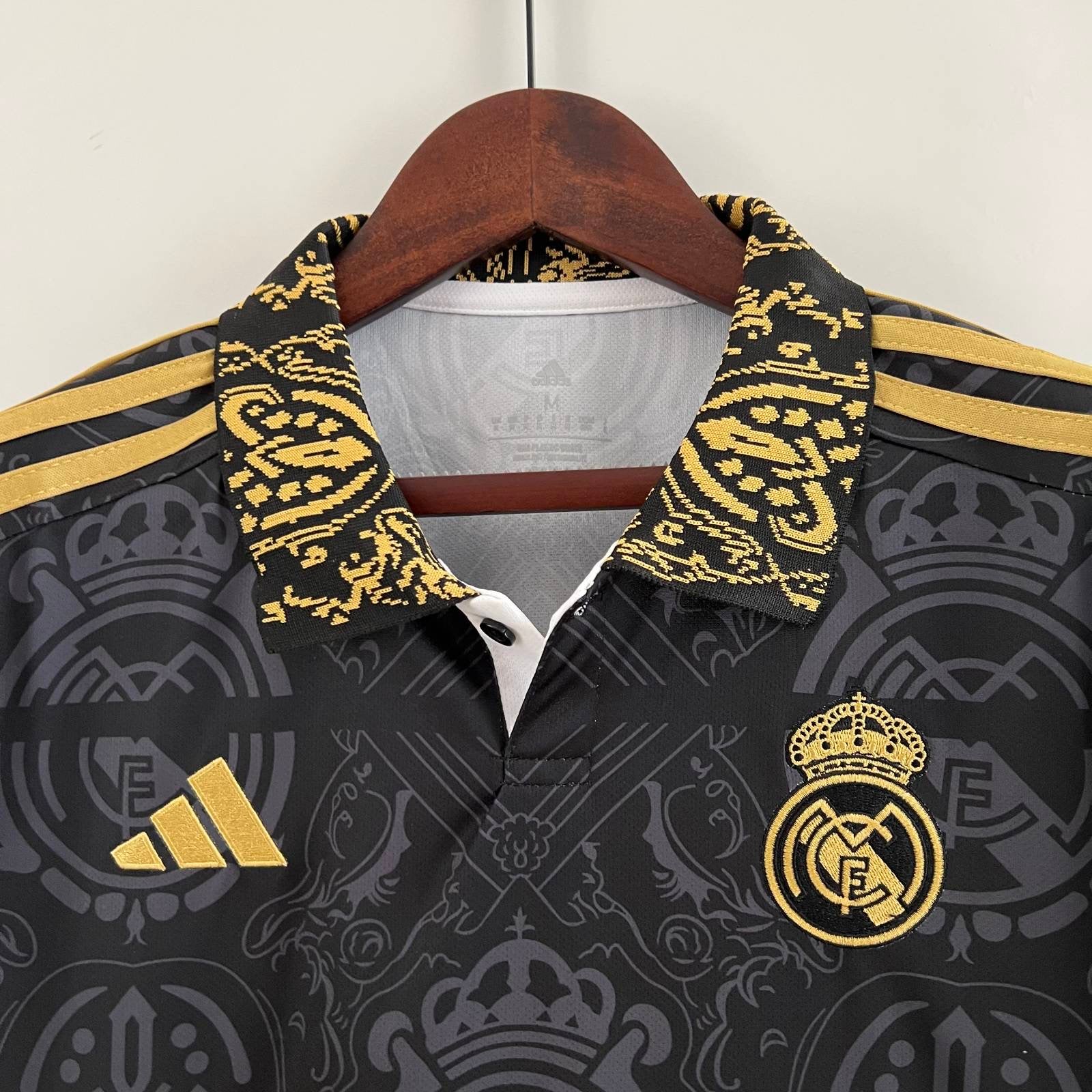 Real Madrid "Midnight Monarchs" Special Kit