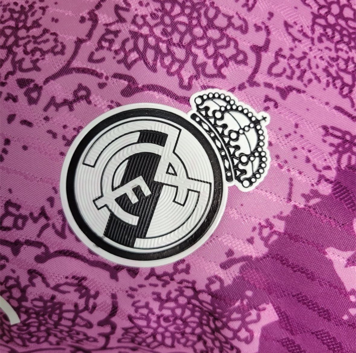 Real Madrid "Royal Damask" Special Kit