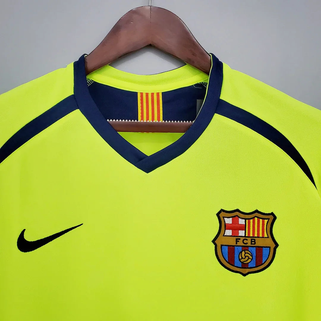 2005/2006 Retro Barcelona Away Football Shirt