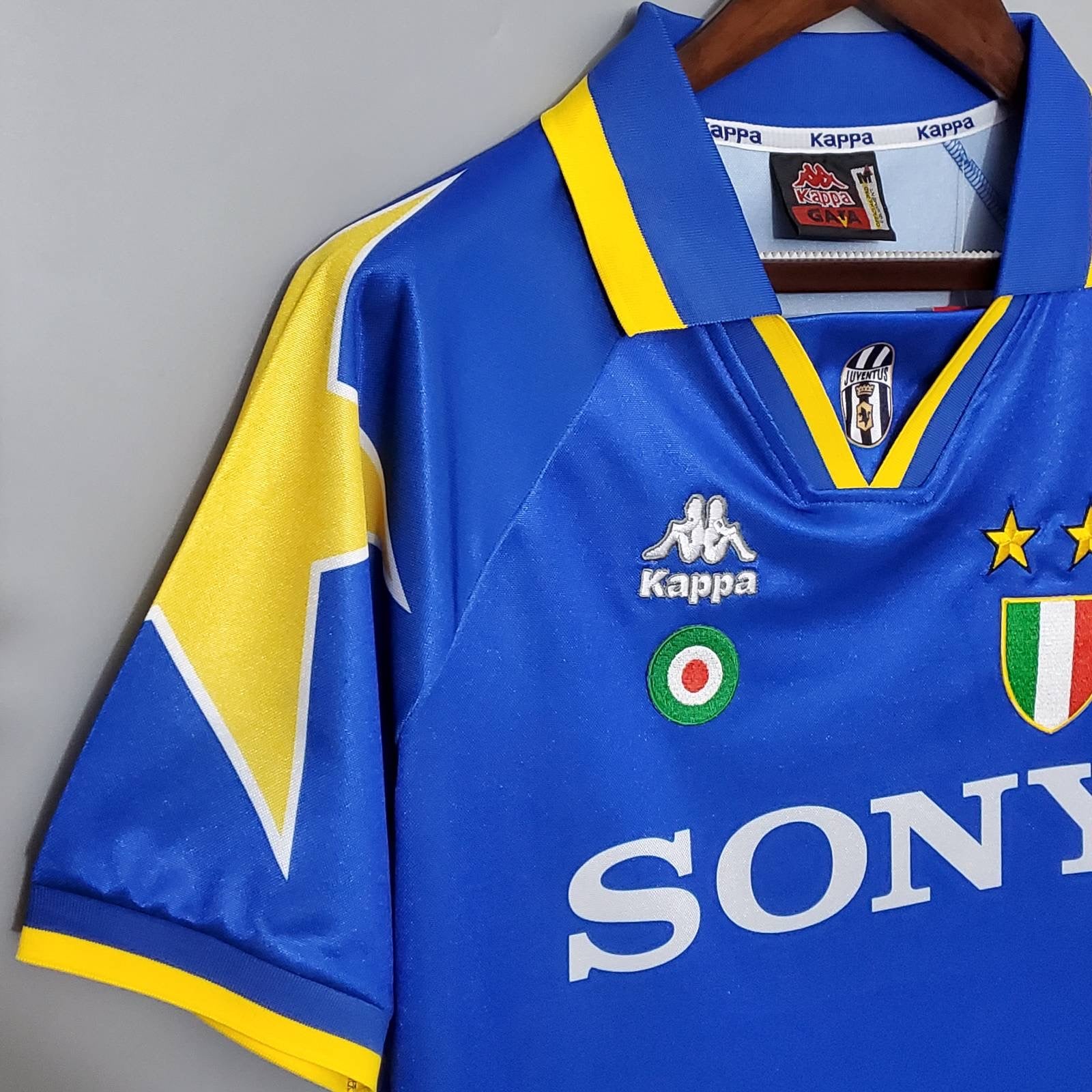 Juventus 1996-1997 Away Kit