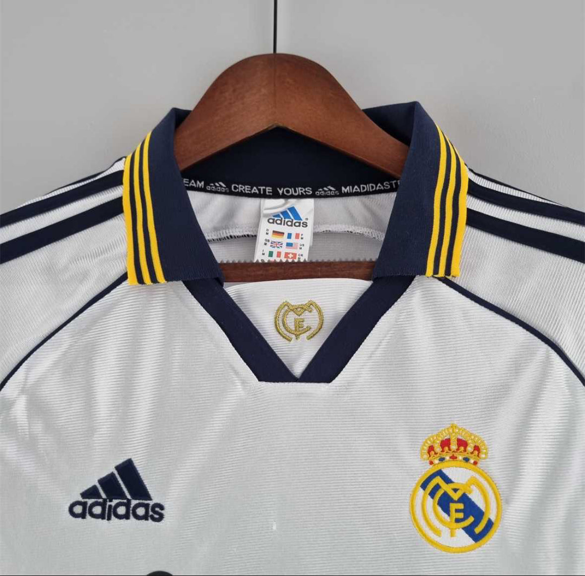 Real Madrid 1999-2000 Home Kit