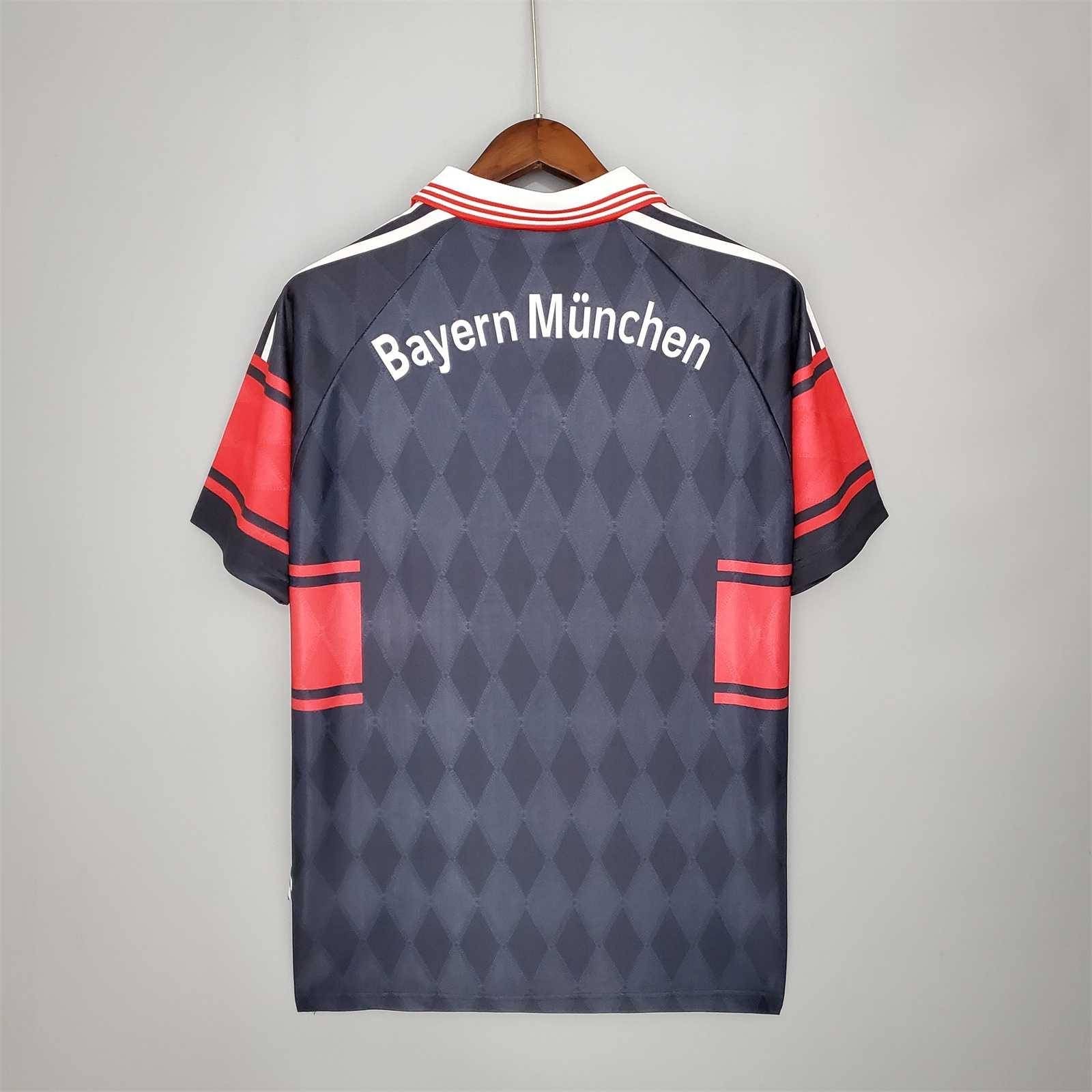 Bayern Munchen 1998-1999 Home Kit